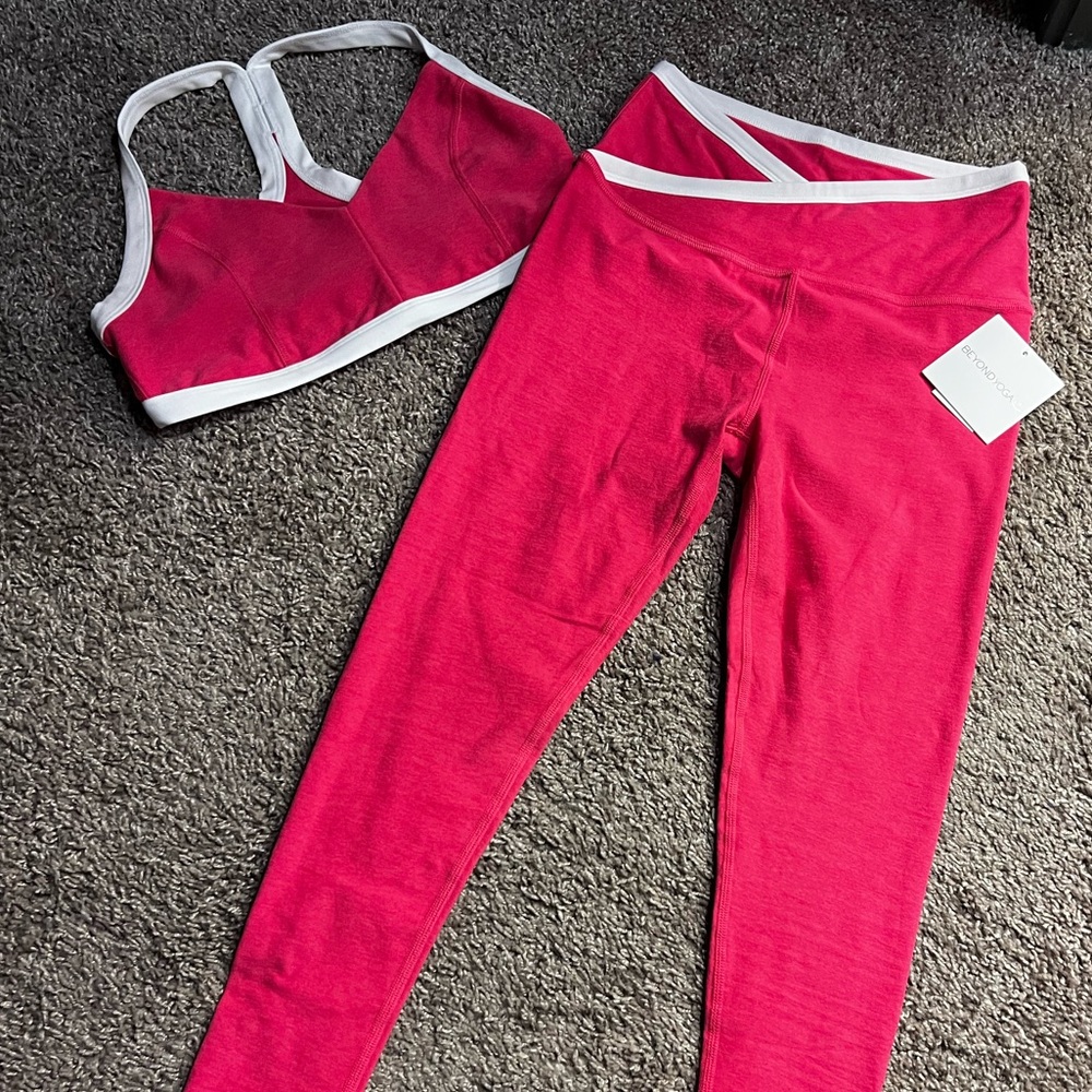 Beyond Yoga Spacedye Vivid Pink Set